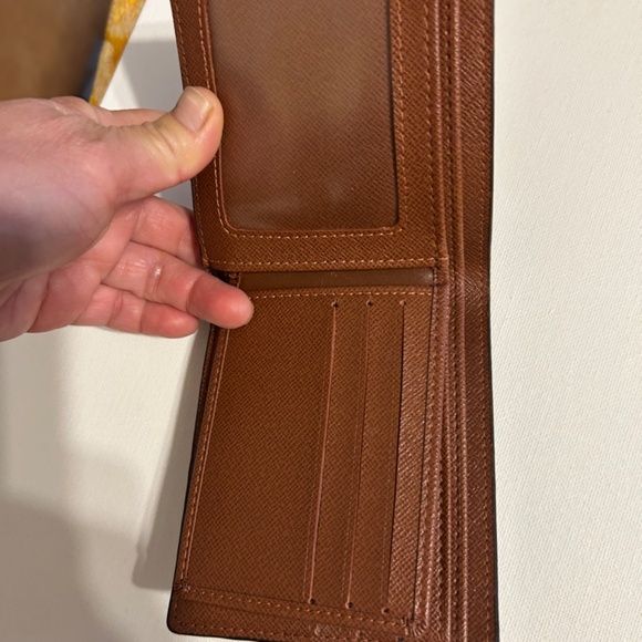 Beautiful wallet - Picture 4 of 4